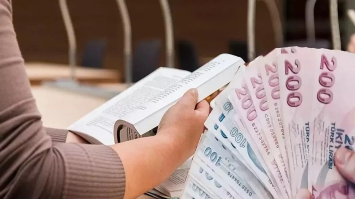 10 Bin TL Burs Fırsatı: e-Devlet'i Olan Öğrencilere Veriliyor - Ekonomi Haberleri